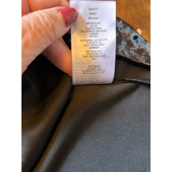 H by Halston Black Crushed Velvet Dress - Size 2x - Picture 14 of 14